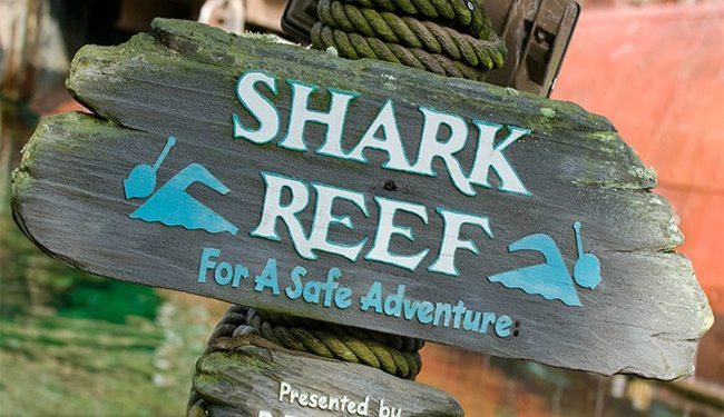 Shark_Reef_Entrance_Sign_3wnmEY.jpg