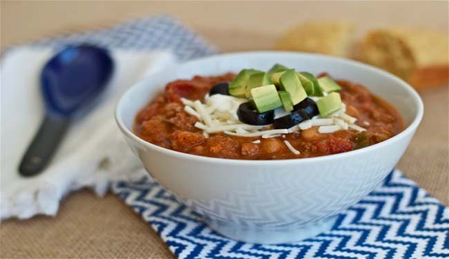 bowl-of-chili-with-spoon