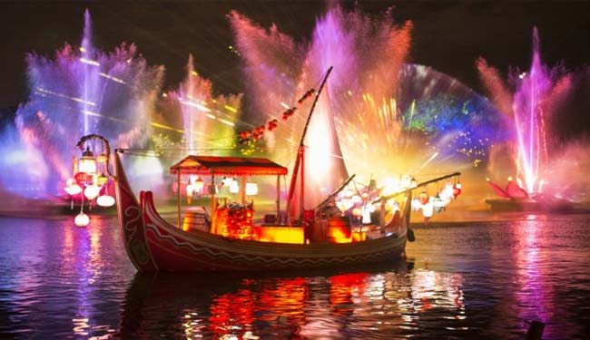 rivers-of-light-show-vessel-view