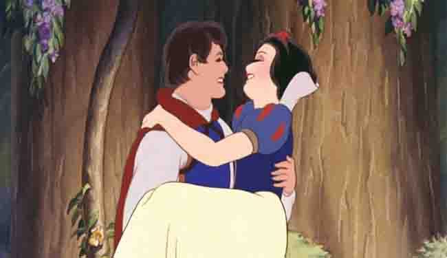 snow-white-carried-by-the-prince