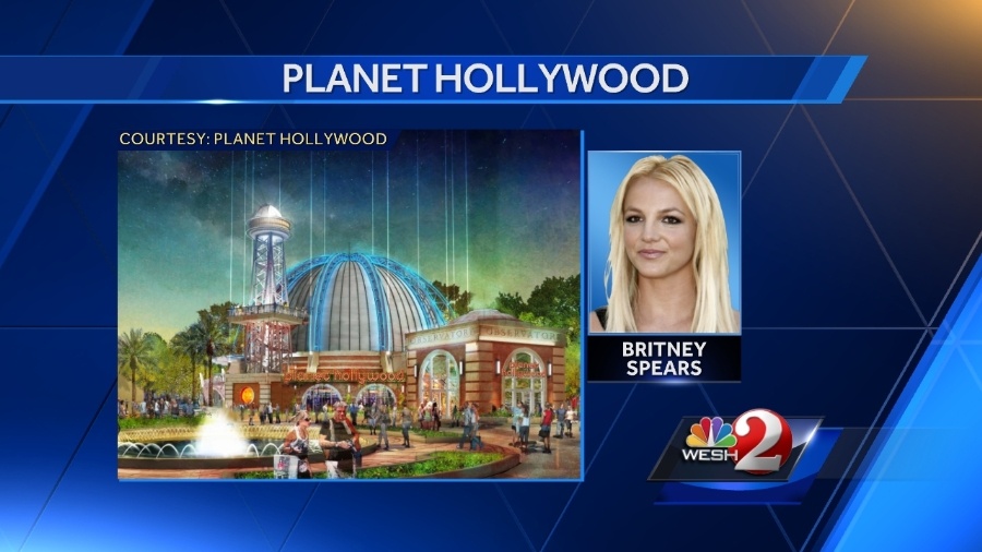 web-britney-spears-planet-hollywood-0120-1489413592